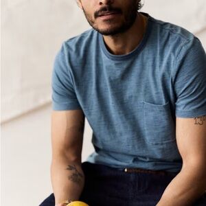 Taylor Stitch pocket tee in dyed indigo size 40